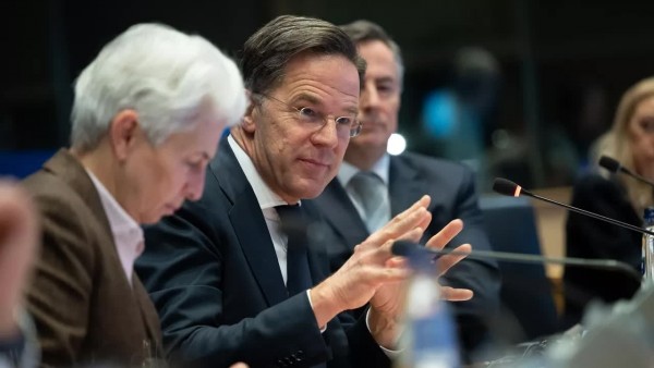 Tổng thư ký NATO: Châu Âu chỉ 'mơ mộng' nếu muốn 'độc hành' mà không có Mỹ, nên đặt nhu cầu của Ukraine lên hàng đầu