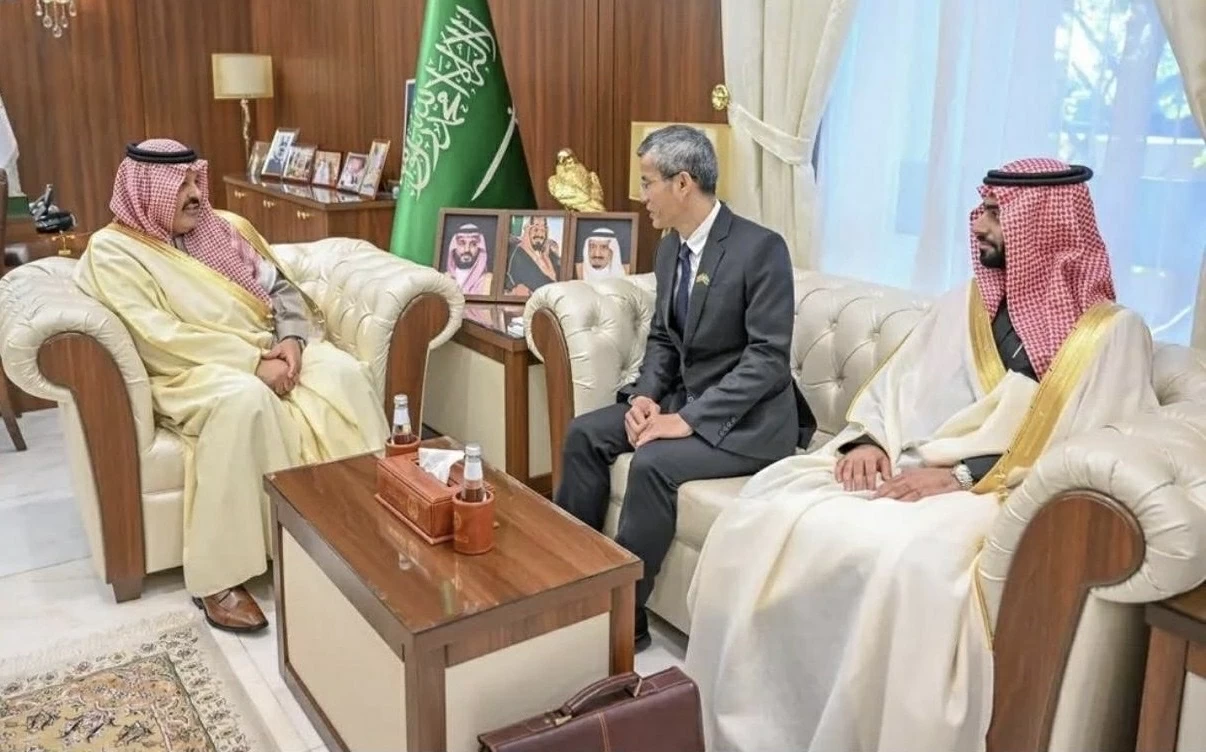 Đại sứ Hoàng Hữu Anh thăm và làm việc tại khu vực Hail, Saudi Arabia