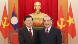 Nguyên Tổng Bí thư Nông Đức Mạnh tiếp Tổng Bí thư, Chủ tịch nước Lào Thongloun Sisoulith