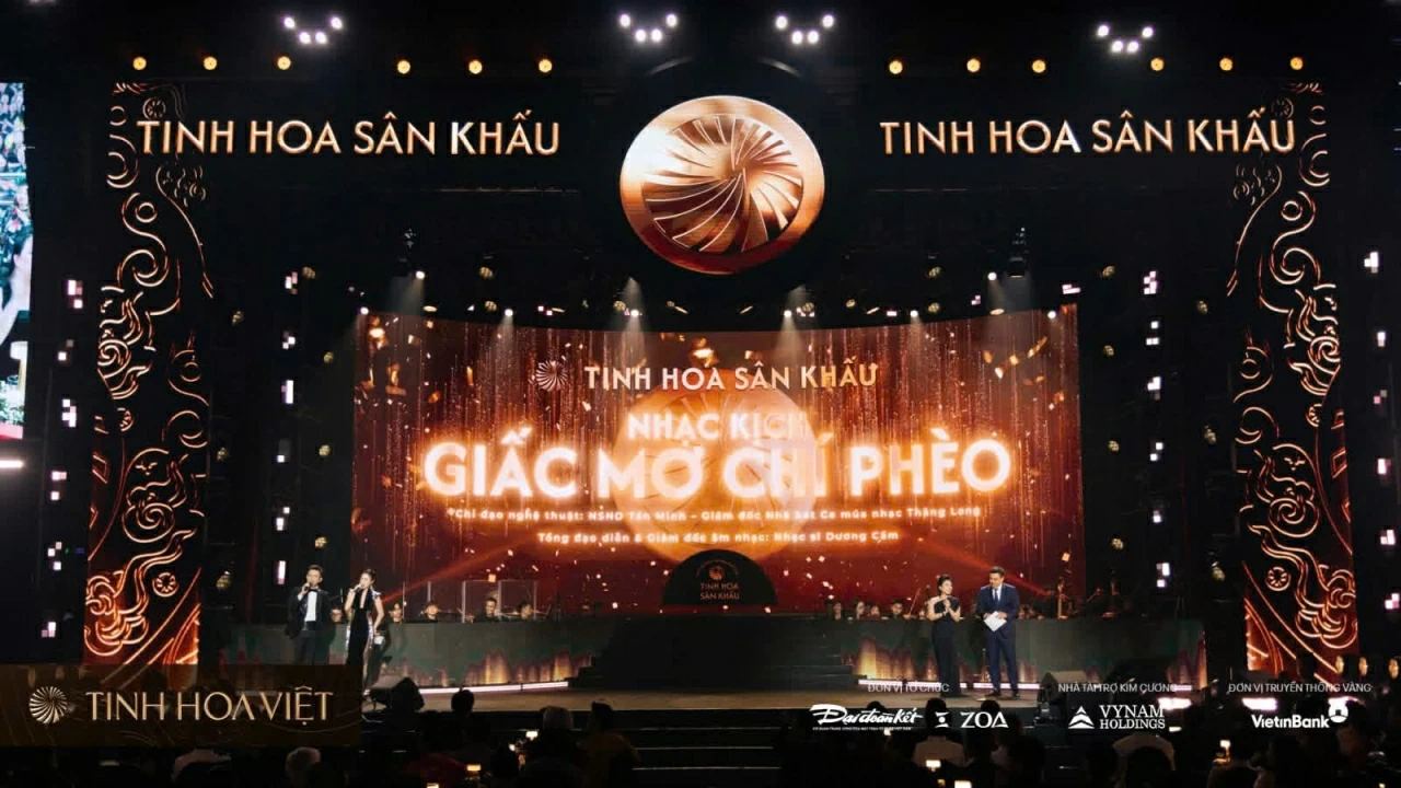 Giải thưởng Tinh hoa Sân khấu gọi tên nhạc sĩ, đạo diễn Dương Cầm với 'Giấc mơ Chí Phèo' Giải thưởng Tinh hoa Sân khấu gọi tên nhạc sĩ, đạo diễn Dương Cầm với 'Giấc mơ Chí Phèo'