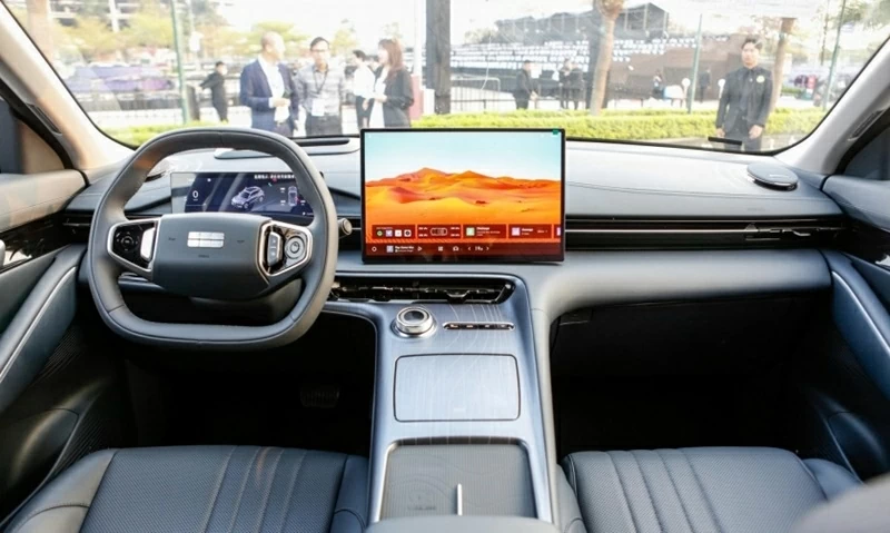 Không gian cabin của Geely EX5 EM-i được kỳ vọng sẽ giữ nguyên mặt bằng trang bị so với phiên bản thuần điện. 