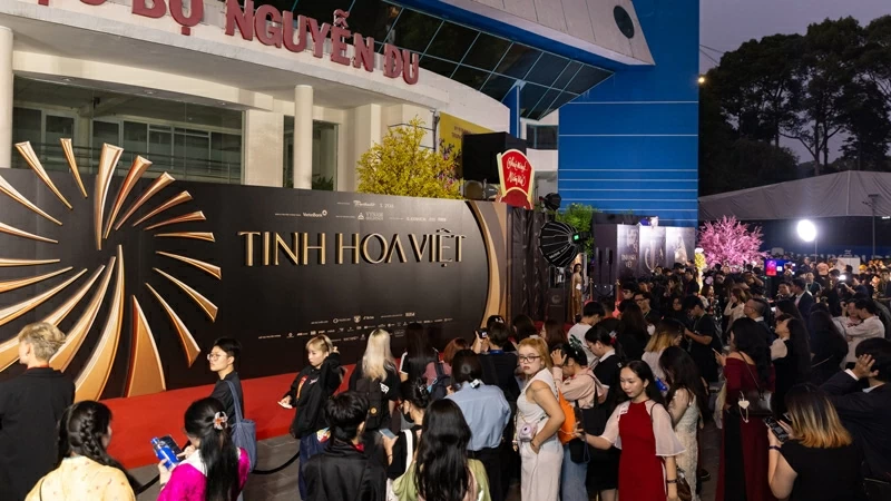 Tinh hoa Việt 2025: Lan toả giá trị sáng tạo và bản sắc văn hoá Việt Tinh hoa Việt 2025: Lan toả giá trị sáng tạo và bản sắc văn hoá Việt