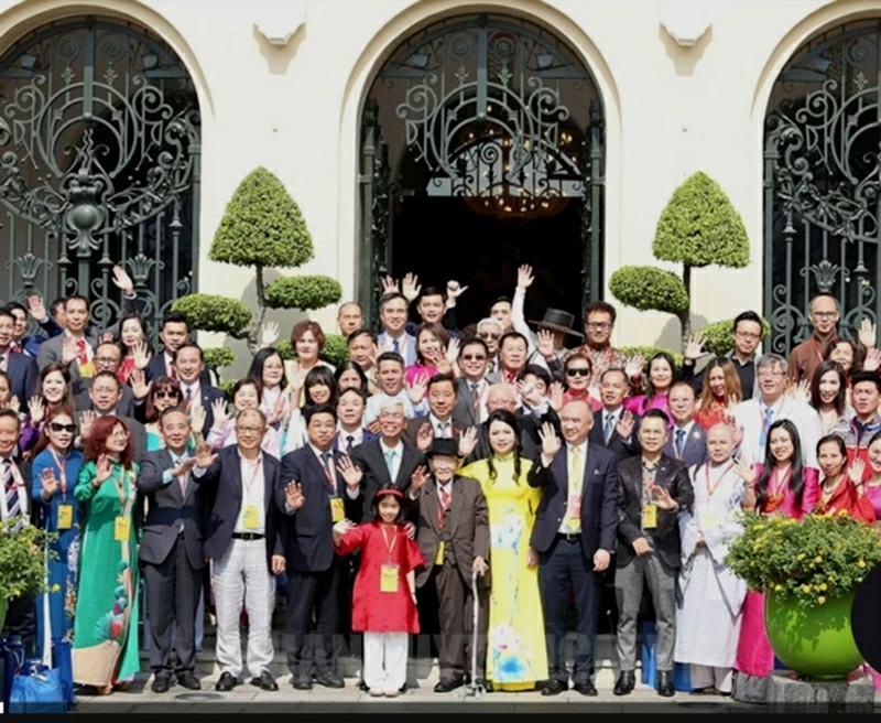Xuân Bính Ngọ 2026: TP.HCM thắt chặt gắn kết với cộng đồng người Việt Nam ở nước ngoài Xuân Bính Ngọ 2026: TP.HCM thắt chặt gắn kết với cộng đồng người Việt Nam ở nước ngoài