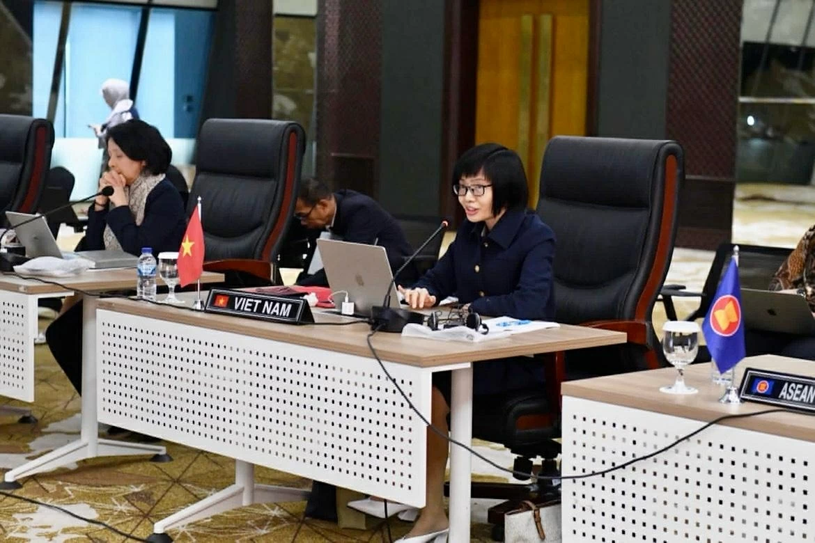 Bộ trưởng Ngoại giao Lê Hoài Trung dự AMMR 2026: Khẳng định ASEAN là ưu tiên chiến lược trong chính sách đối ngoại của Việt Nam Bộ trưởng Ngoại giao Lê Hoài Trung dự AMMR 2026: Khẳng định ASEAN là ưu tiên chiến lược trong chính sách đối ngoại của Việt Nam