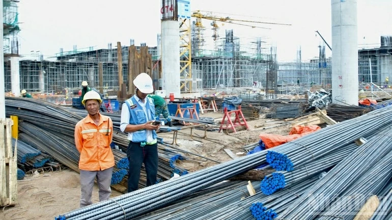 Thủ tướng Phạm Minh Chính kiểm tra các công trình trọng điểm phục vụ APEC 2027 Thủ tướng Phạm Minh Chính kiểm tra các công trình trọng điểm phục vụ APEC 2027