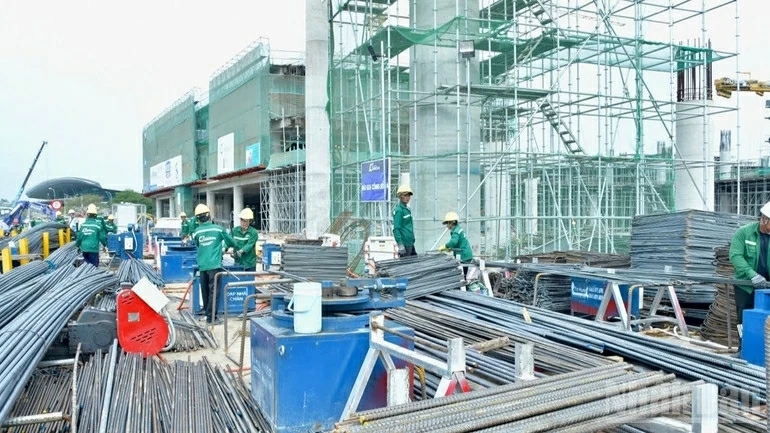 Thủ tướng Phạm Minh Chính kiểm tra các công trình trọng điểm phục vụ APEC 2027 Thủ tướng Phạm Minh Chính kiểm tra các công trình trọng điểm phục vụ APEC 2027