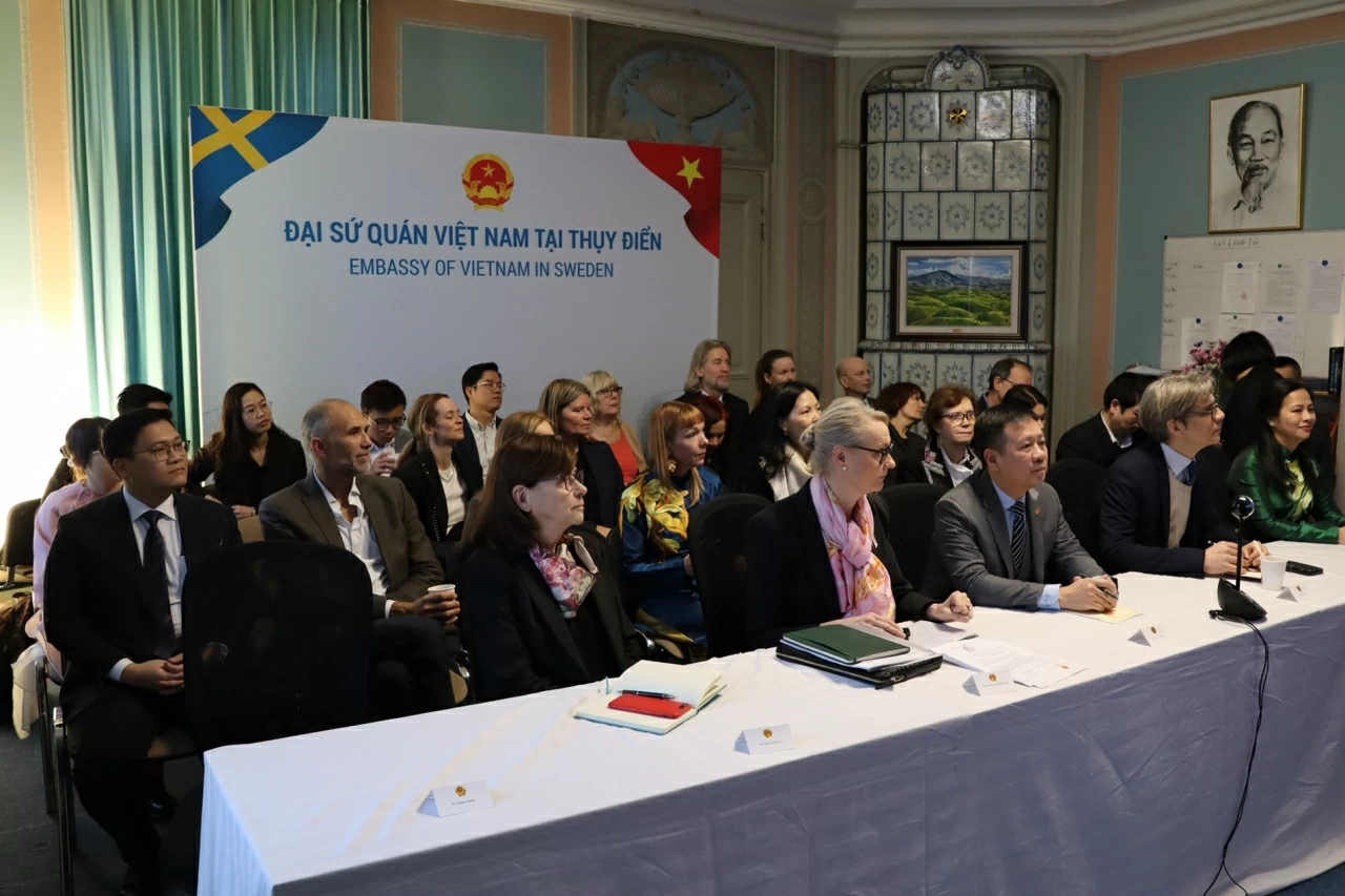 Diễn đàn đối tác y tế - Thuỵ Điển: Sâu sắc quan hệ song phương, nâng cao chất lượng chăm sóc sức khoẻ Diễn đàn đối tác y tế - Thuỵ Điển: Sâu sắc quan hệ song phương, nâng cao chất lượng chăm sóc sức khoẻ