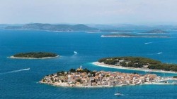 Chưa rõ nguyên nhân người đàn ông sống sót thần kỳ sau hơn 10 ngày lênh đênh trên biển xa