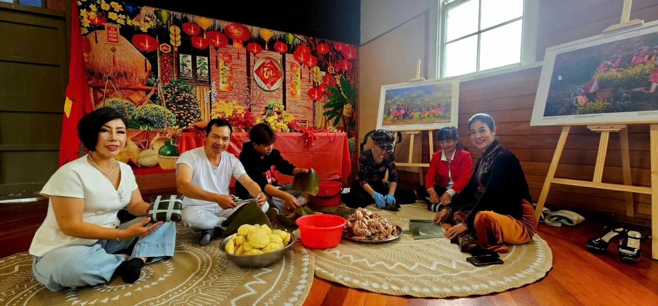 Tết Việt chào Xuân Bính Ngọ 2026 gắn kết cộng đồng người Việt Nam tại New Zealand Tết Việt chào Xuân Bính Ngọ 2026 gắn kết cộng đồng người Việt Nam tại New Zealand