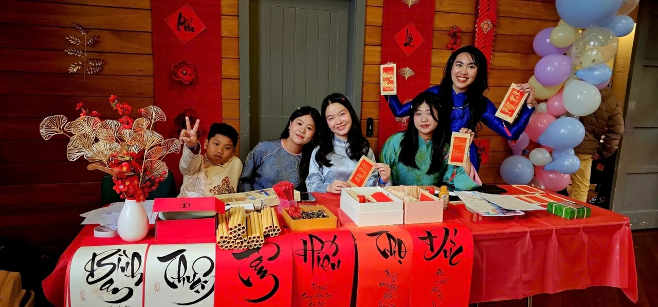 Tết Việt chào Xuân Bính Ngọ 2026 gắn kết cộng đồng người Việt Nam tại New Zealand Tết Việt chào Xuân Bính Ngọ 2026 gắn kết cộng đồng người Việt Nam tại New Zealand