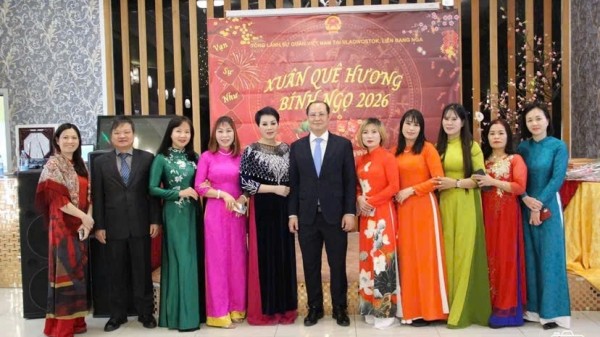 Consulate General: Spreading the success of 14th Party Congress to the Vietnamese Community in Far East, looking ahead to Lunar New Year Tet