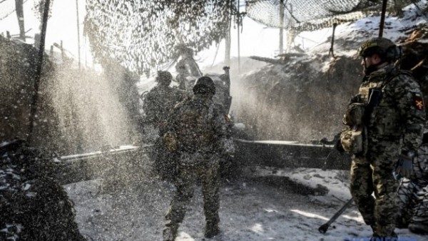 Xung đột Ukraine: Tổng thống Mỹ tuyên bố Nga đồng ý ngừng tấn công một tuần, Washington khẳng định giải pháp 'đang đến rất gần'