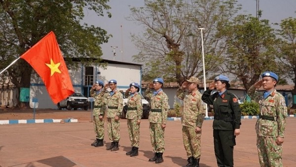 Tết của những người lính mũ nồi xanh ở Trung Phi