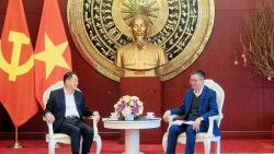 Đại sứ Phạm Thanh Bình hội kiến Hội trưởng Hội Hữu nghị đối ngoại nhân dân Trung Quốc Dương Vạn Minh