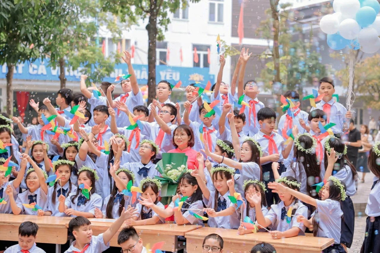 Khi giáo dục ở vị trí trung tâm: Tầm nhìn dài hạn và yêu cầu cấp thiết về chính sách cho nhà giáo