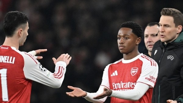 Bóng đá Anh tiến gần suất thứ 5 dự Champions League 2026/27