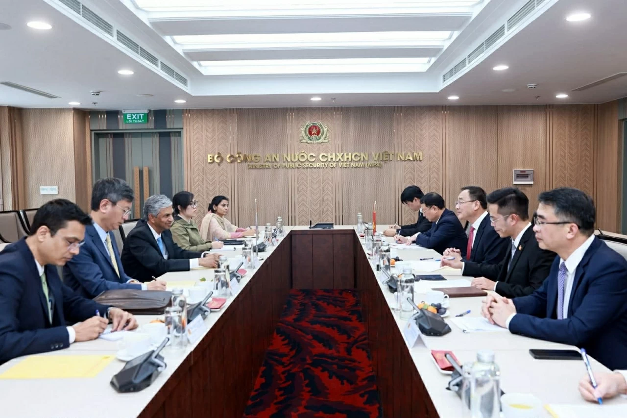 Tiếp tục duy trì đà hợp tác thực chất, hiệu quả giữa Việt Nam và Ấn Độ Tiếp tục duy trì đà hợp tác thực chất, hiệu quả giữa Việt Nam và Ấn Độ