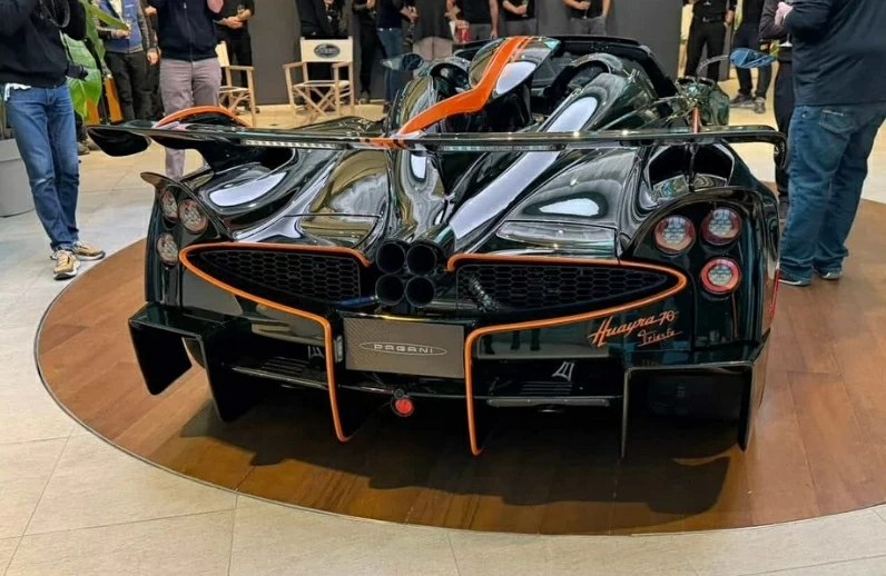 Đặc biệt, xe sở hữu cụm đèn pha lấy cảm hứng từ Codalunga.