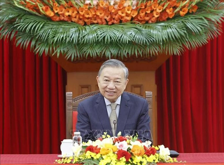 Tổng Bí thư Tô Lâm điện đàm với Tổng thống Hàn Quốc Lee Jae Myung Tổng Bí thư Tô Lâm điện đàm với Tổng thống Hàn Quốc Lee Jae Myung