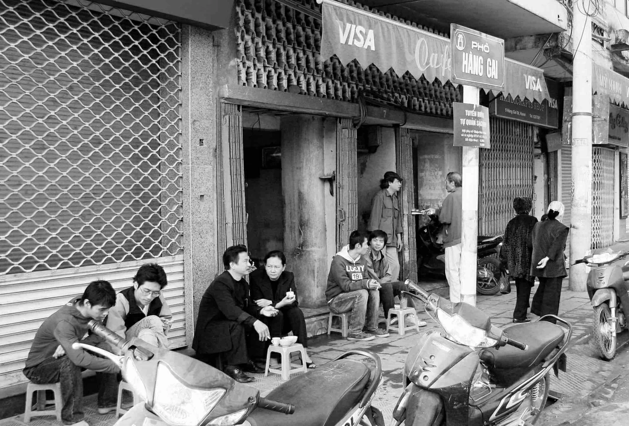 Cà phê Giảng, số 7 Hàng Gai xưa.