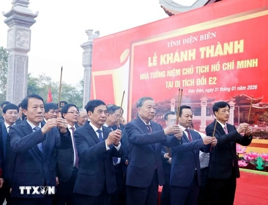 Lễ khánh thành Nhà tưởng niệm Chủ tịch Hồ Chí Minh tại Di tích Đồi E2 Lễ khánh thành Nhà tưởng niệm Chủ tịch Hồ Chí Minh tại Di tích Đồi E2