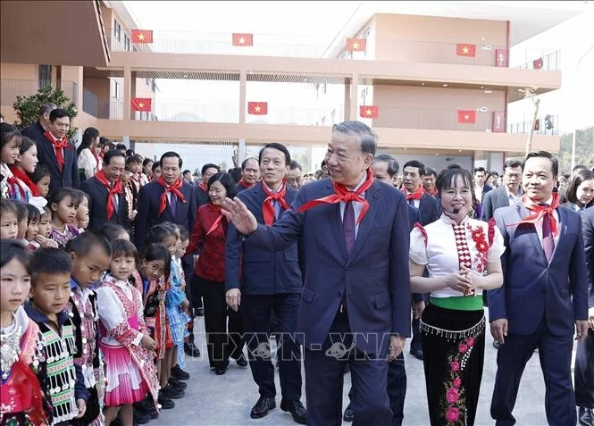 Tổng Bí thư Tô Lâm dự lễ khánh thành trường phổ thông nội trú liên cấp tại Điện Biên