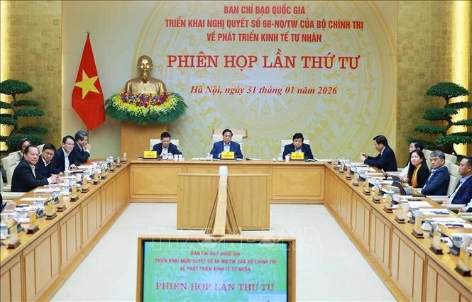 Thủ tướng yêu cầu thực hiện 5 thông, 5 tiên phong để phát triển kinh tế tư nhân Thủ tướng yêu cầu thực hiện 5 thông, 5 tiên phong để phát triển kinh tế tư nhân