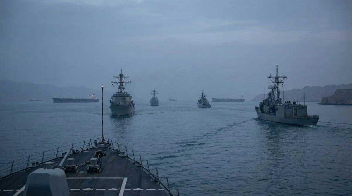 Mỹ yêu cầu Iran bảo đảm ‘an toàn và chuyên nghiệp’ khi tiến hành tập trận hải quân tại eo biển Hormuz Mỹ yêu cầu Iran bảo đảm ‘an toàn và chuyên nghiệp’ khi tiến hành tập trận hải quân tại eo biển Hormuz