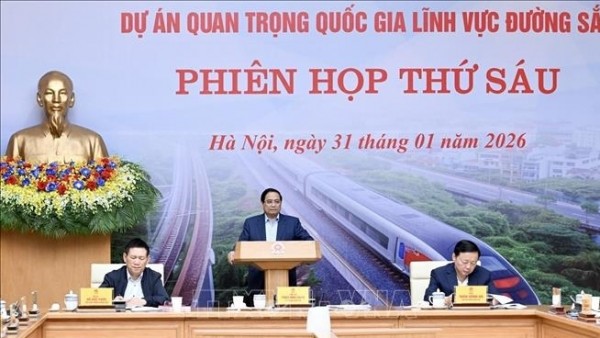 Thủ tướng Phạm Minh Chính: Xem xét cả 3 phương thức công tư với Dự án đường sắt tốc độ cao trên trục Bắc - Nam