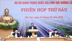 Thủ tướng Phạm Minh Chính: Xem xét cả 3 phương thức công tư với Dự án đường sắt tốc độ cao trên trục Bắc - Nam