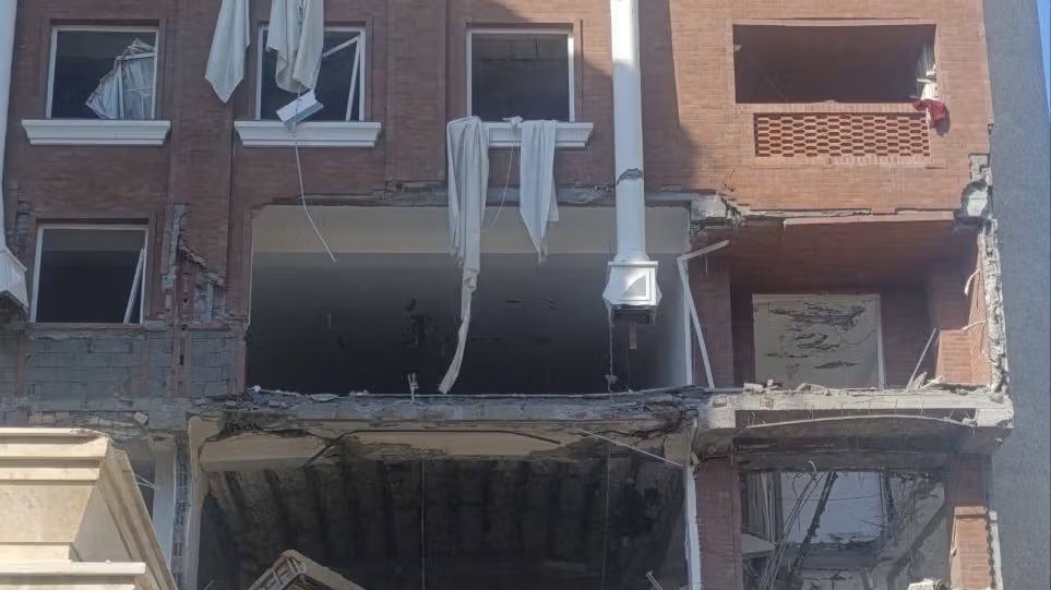 Tình hình Iran: Nỗ lực hạ nhiệt căng thẳng giữa lúc các vụ nổ đáng ngờ khiến nhiều người thiệt mạng; Israel phủ nhận; Tehran nêu lý do