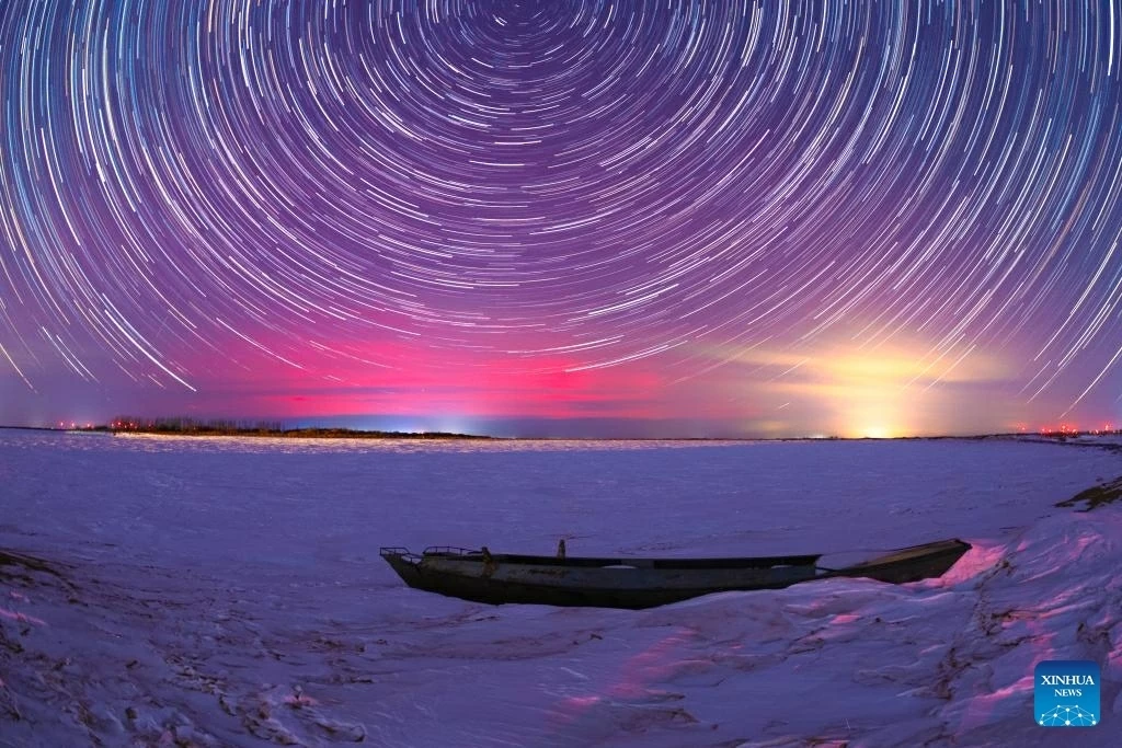 Chiêm ngưỡng bầu trời đầy sao và cực quang rực rỡ tại vùng Đông Bắc Trung Quốc Chiêm ngưỡng bầu trời đầy sao và cực quang rực rỡ tại vùng Đông Bắc Trung Quốc