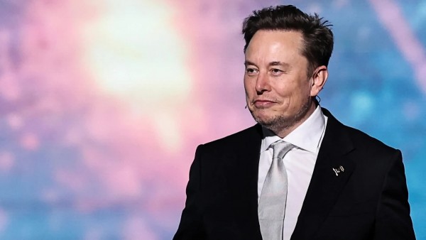 Tỷ phú Elon Musk cân nhắc thực hiện 'siêu sáp nhập' chưa từng có tiền lệ