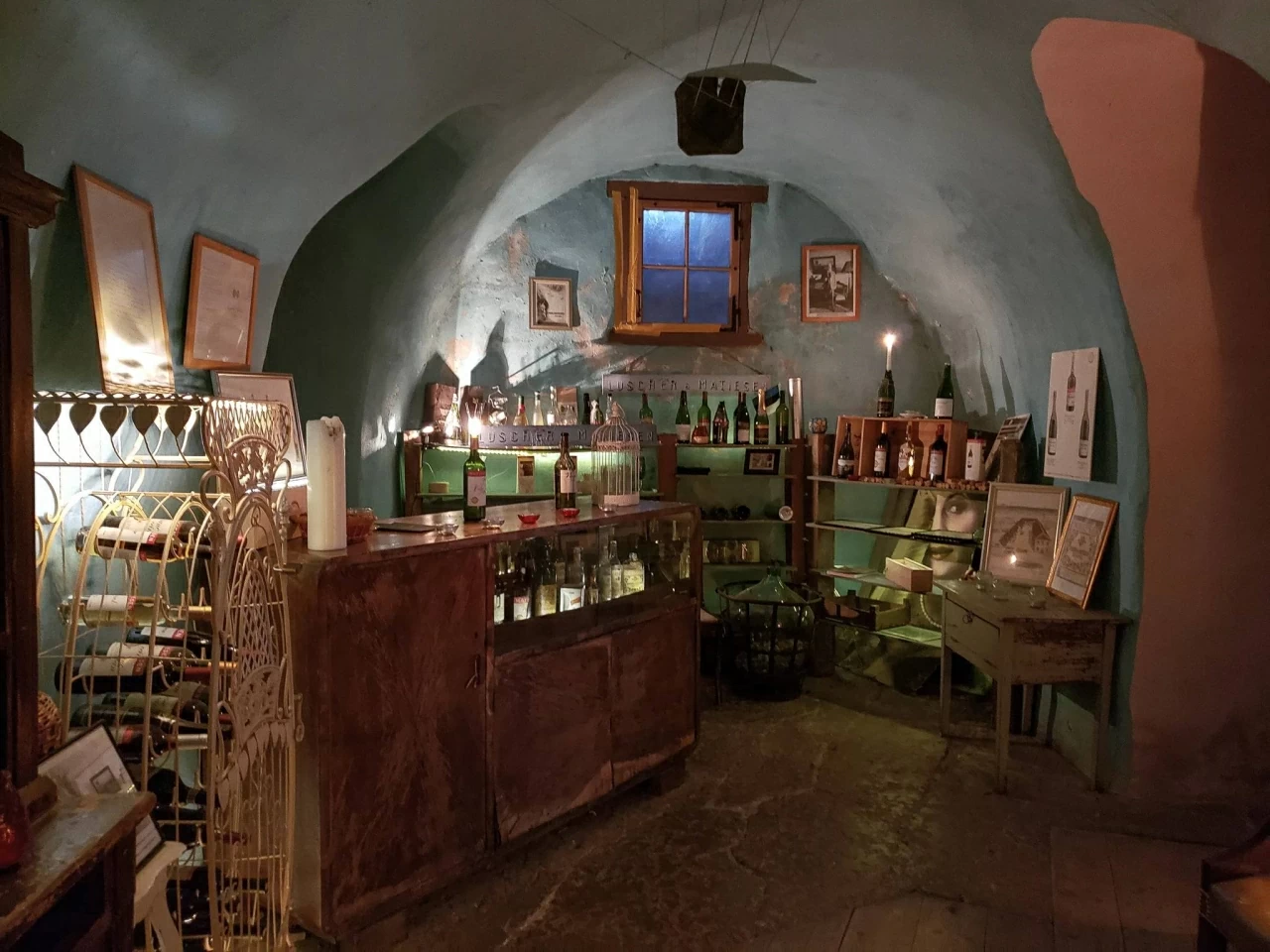 Rượu vang từ xứ lạnh: Những điểm đến mới cho người yêu vang Rượu vang vùng Bắc Âu chinh phục người tiêu dùng thế giới