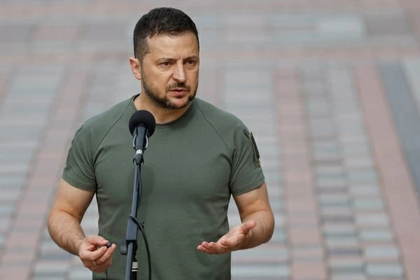 Tổng thống Ukraine Zelensky để ngỏ khả năng tái tranh cử, nói về điều kiện then chốt để giải quyết vấn đề lãnh thổ với Nga Tổng thống Ukraine Zelensky để ngỏ khả năng tái tranh cử, nói về điều kiện then chốt để giải quyết vấn đề lãnh thổ với Nga