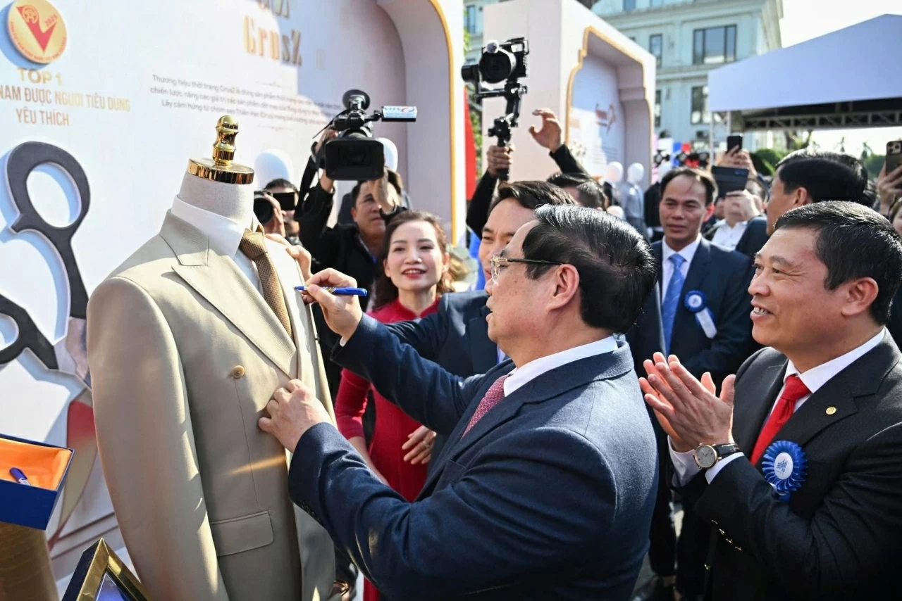 May 10: Hành trình 80 năm Đại sứ thời trang Việt và cú hích chiến lược trong kỷ nguyên chuyển đổi kép May 10: Hành trình 80 năm Đại sứ thời trang Việt và cú hích chiến lược trong kỷ nguyên chuyển đổi kép