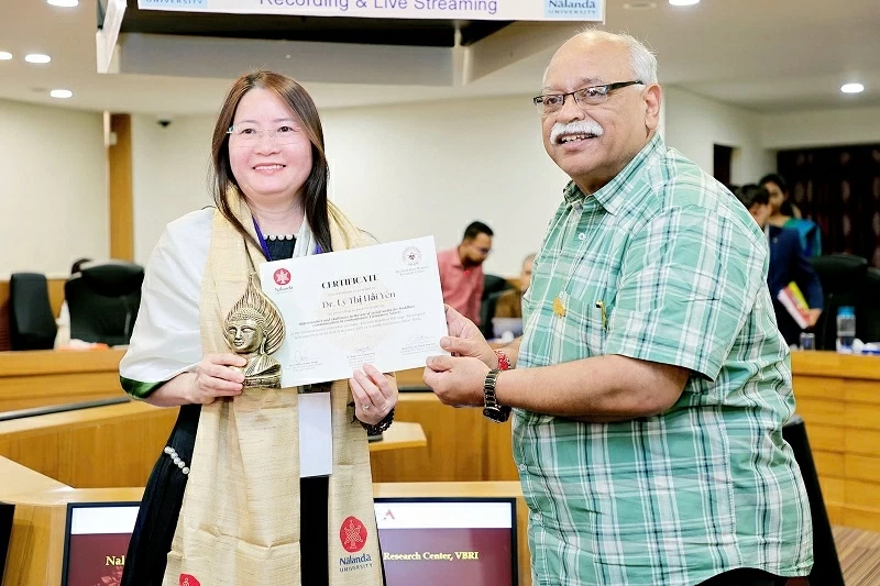 Số Tết (V)- Ấn Độ giữa linh thiêng và bụi trần