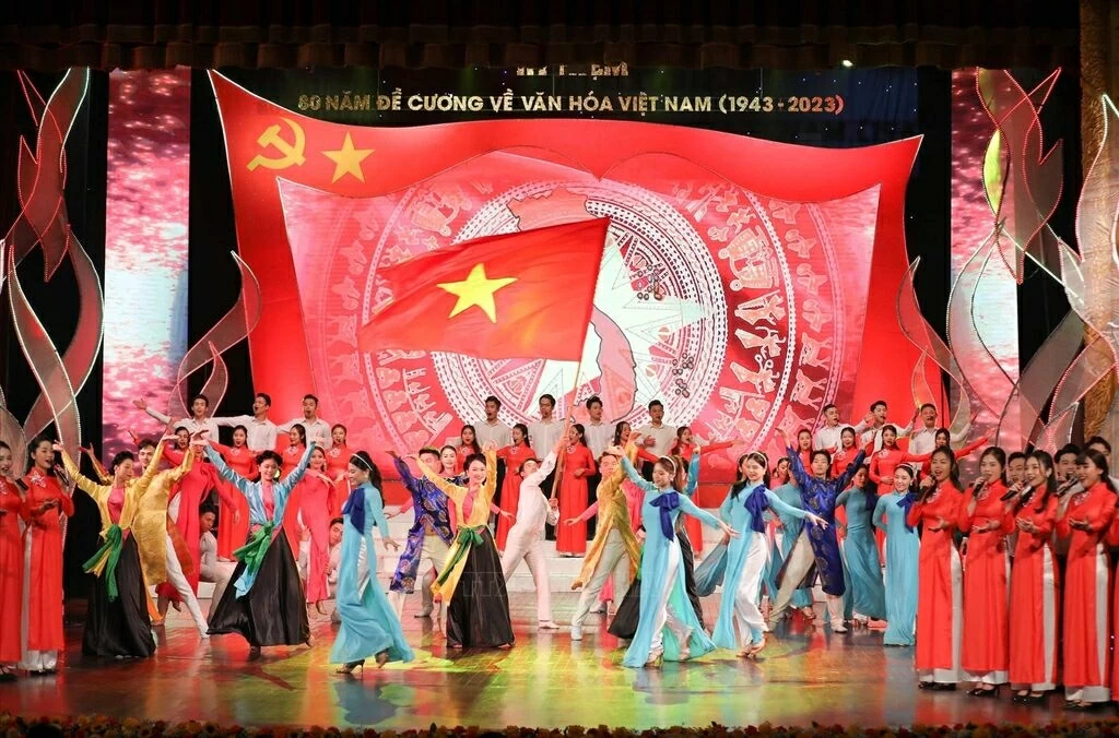 SoTet. Định hình làn sóng văn hóa trong kỷ nguyên phát triển mới SoTet. Định hình làn sóng văn hóa trong kỷ nguyên phát triển mới