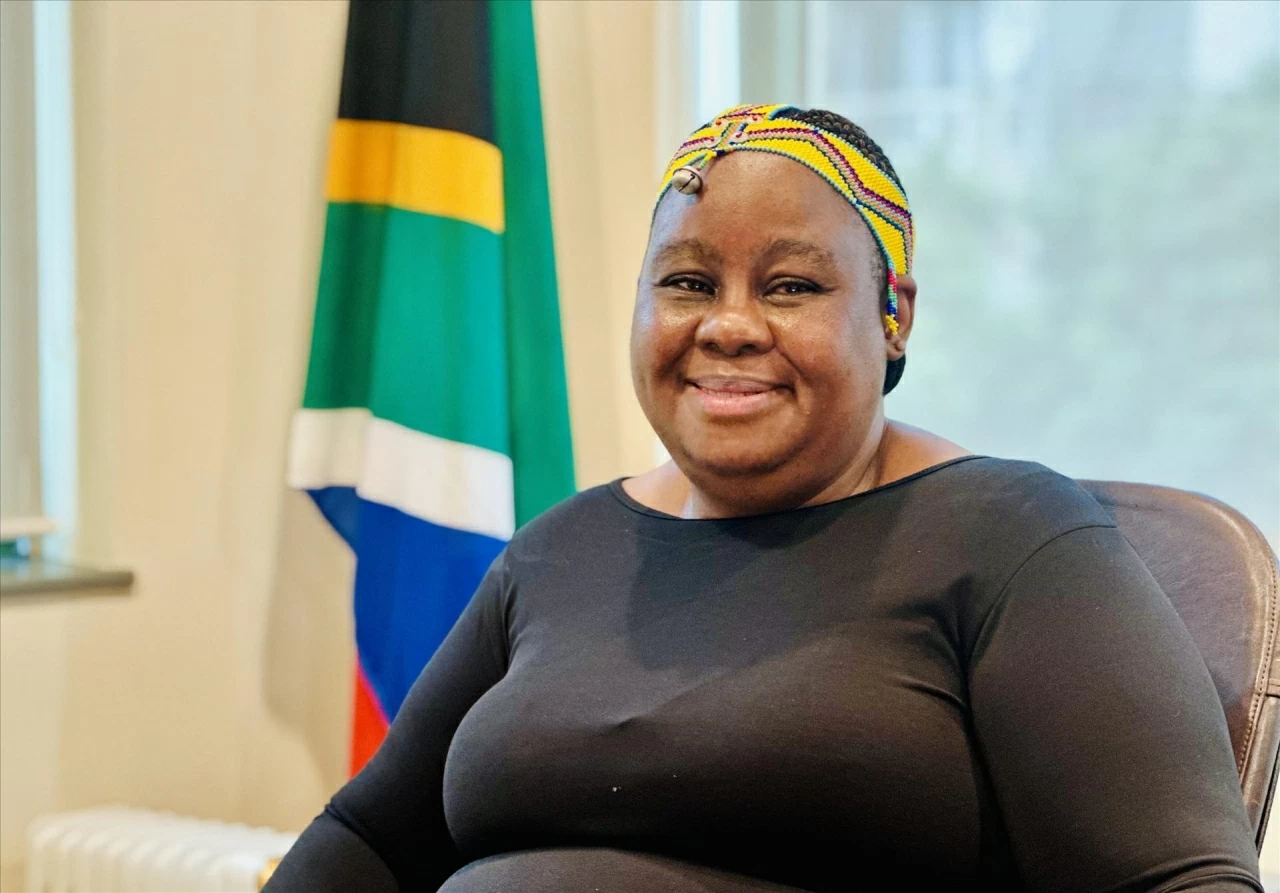 B&aacute;o in - C&aacute;c Đại sứ Tết