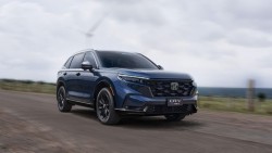 Cận cảnh xe hybrid Honda CR-V e:HEV ra mắt tại Việt Nam