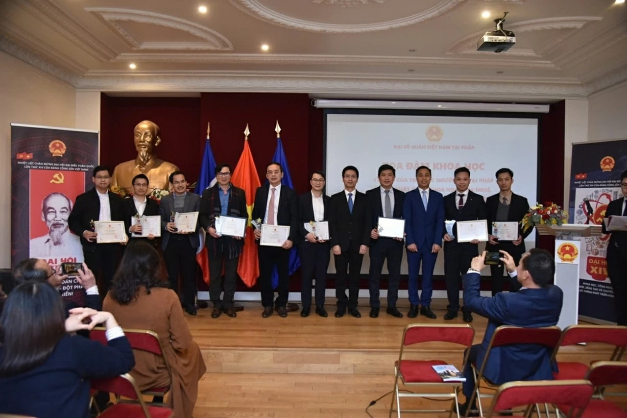 Tọa đàm khoa học lần thứ hai về vai trò trí thức kiều bào Việt Nam tại Pháp