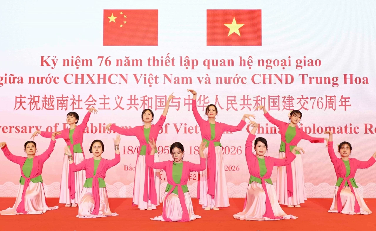 Trang trọng kỷ niệm 76 năm ngày thiết lập quan hệ ngoại giao Việt Nam-Trung Quốc
