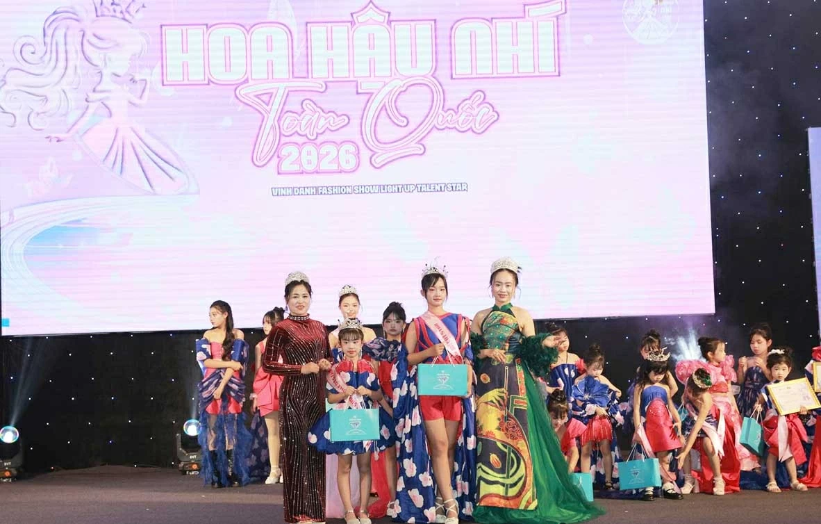 Cô bé đến từ Tuyên Quang giành danh hiệu Á hậu 1 Hoa hậu Nhí toàn quốc 2026