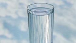 Nên thường xuyên bổ sung nước lọc khi bị ốm