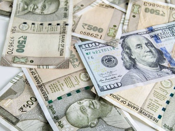 Kinh tế Ấn Độ: Thị trường chứng khoán thăng hoa, đồng Rupee bật tăng sau thỏa thuận thương mại với Mỹ