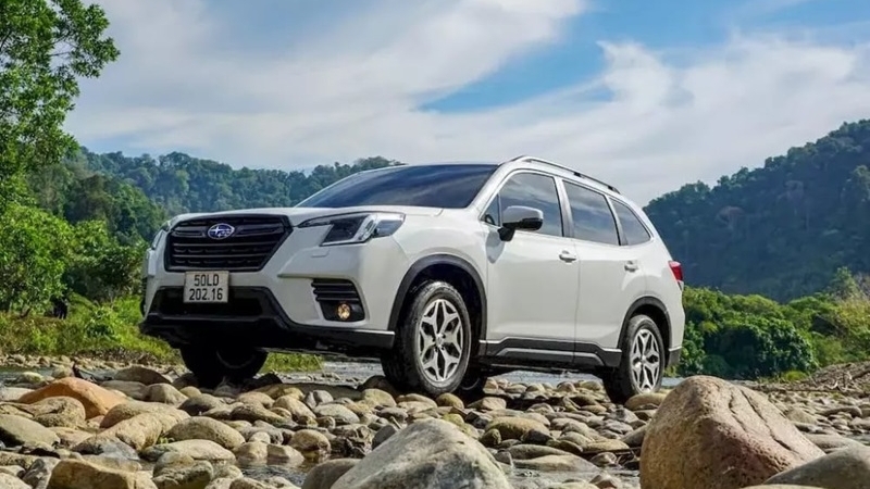Subaru Forester giảm giá hơn 300 triệu đồng tại Việt Nam