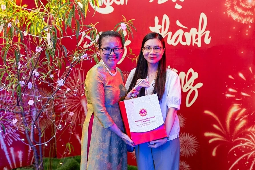 Đầm ấm không khí Xuân Quê hương 2026 tại Mozambique