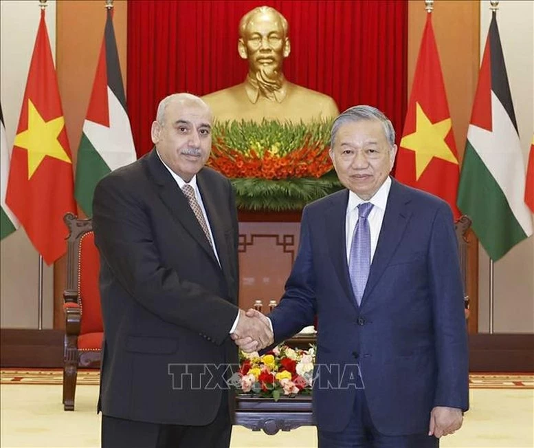 Tổng Bí thư Tô Lâm tiếp Chủ tịch Hạ viện Vương quốc Hashemite Jordan Mazen Turki El Qadi - Ảnh: TTXVN Tổng Bí thư Tô Lâm tiếp Chủ tịch Hạ viện Vương quốc Hashemite Jordan Mazen Turki El Qadi - Ảnh: TTXVN