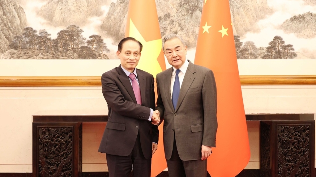 Ủy viên Bộ Chính trị, Bộ trưởng Ngoại giao Lê Hoài Trung hội đàm với Ủy viên Bộ Chính trị, Bộ trưởng Ngoại giao Trung Quốc Vương Nghị