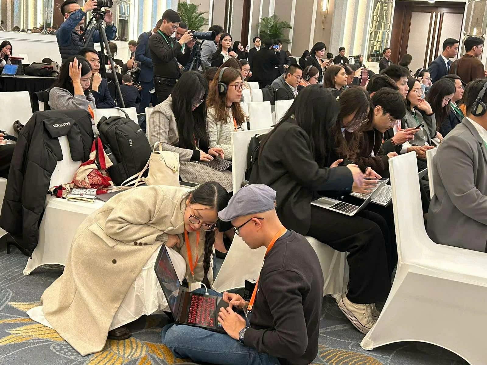 37. Số Tết   Phóng viên TGVN sống cùng khoảnh khắc đối ngoại